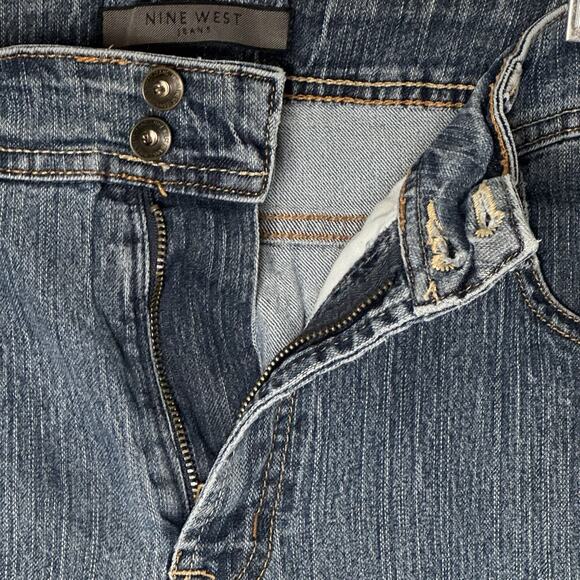 Nine West Women’s Jeans Sz 14 Blue Denim Straight Leg Mid Rise Double Button - Picture 2 of 9